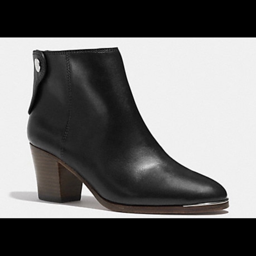Coach Waldorf Black button stacked heel ankle boots black leather 7.5 M
